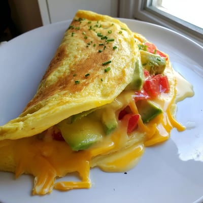 Creamy Avocado Cheesy Omelette